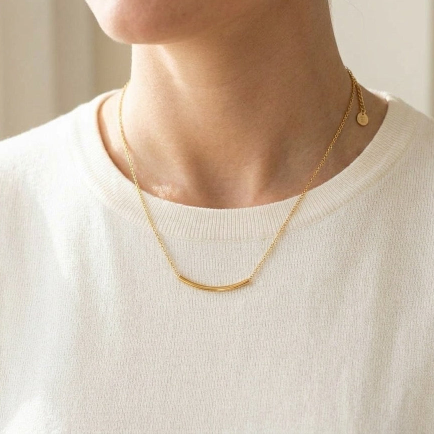 Linear Glow Necklace