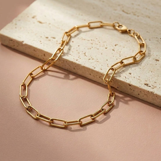 Stela Necklace