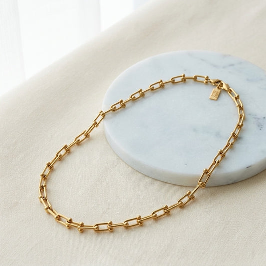 Cati Necklace