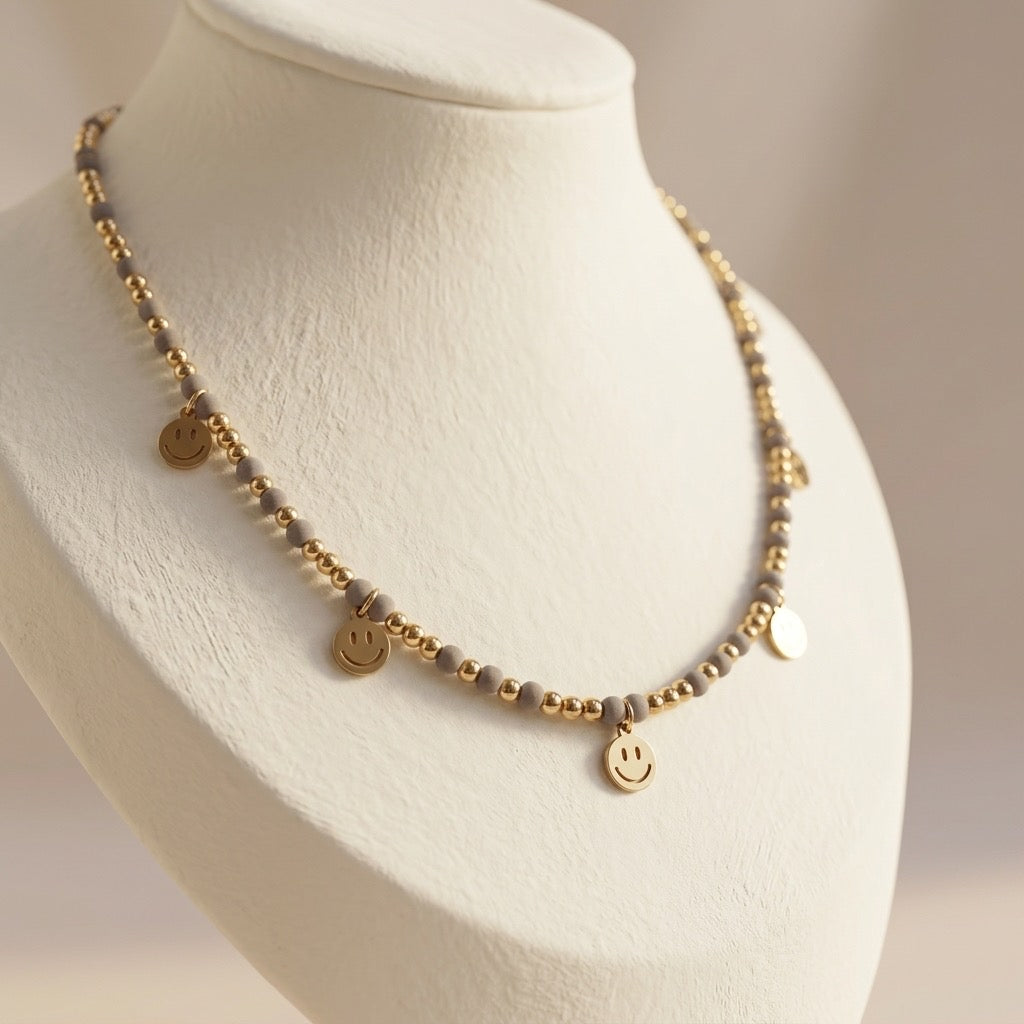 Smile vibes Necklace
