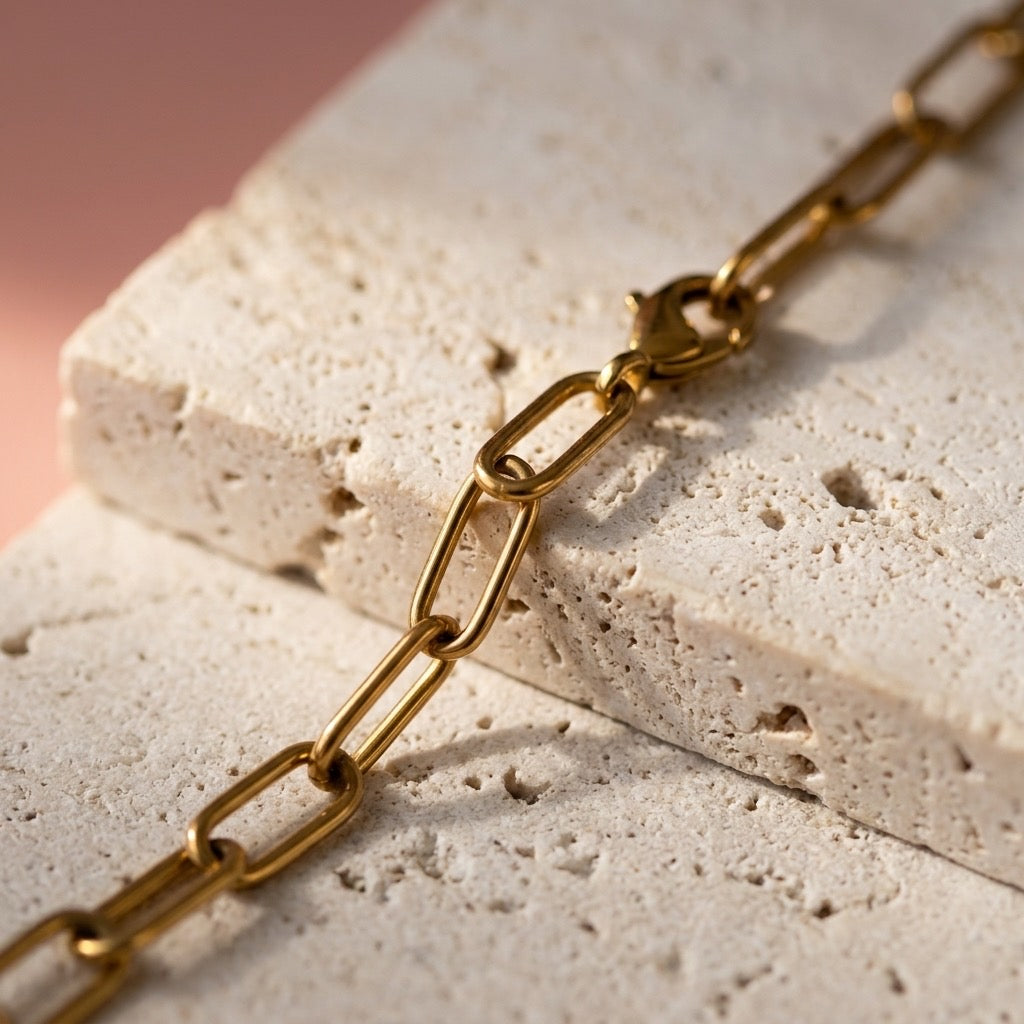 Stela Necklace