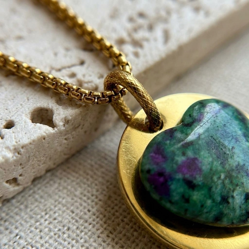 Luna Quartz Necklace