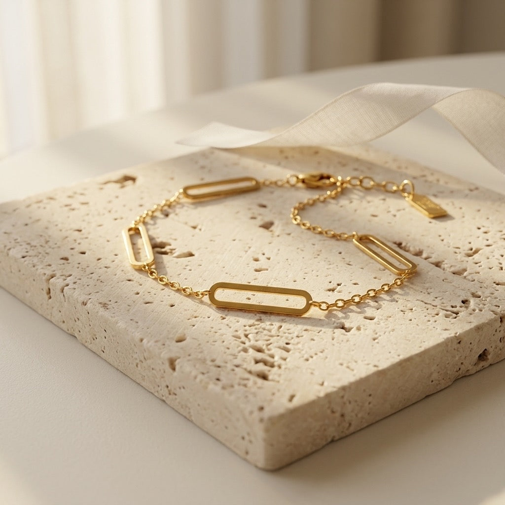 Linkline Gold Chain Bracelet