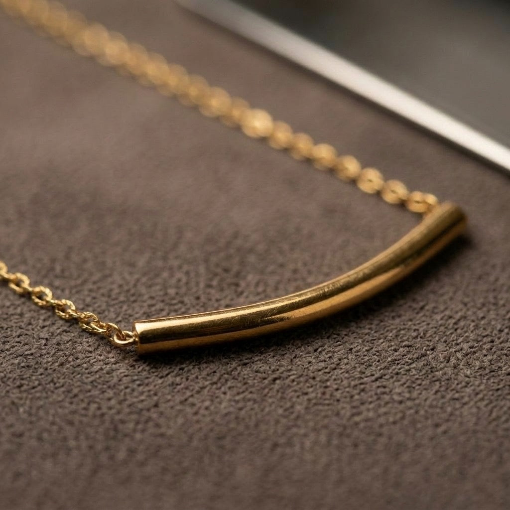 Linear Glow Necklace