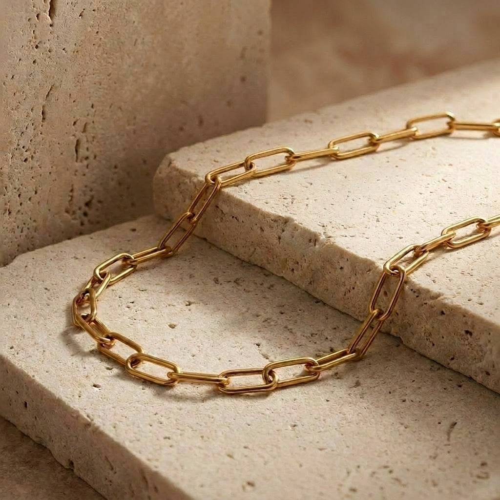 Stela Necklace