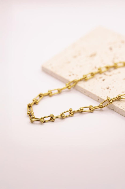 Cati Necklace